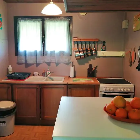 Maison De 2 Chambres Avec Jardin Clos Et Wifi A A 1 Km De La Plage *
